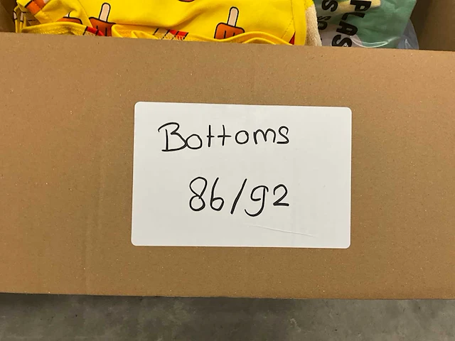 Partij kinderkleding - afbeelding 2 van  11