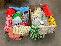 Partij kinderkleding - afbeelding 1 van  10