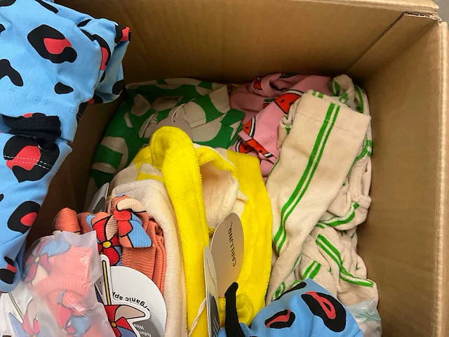 Partij kinderkleding - afbeelding 5 van  6