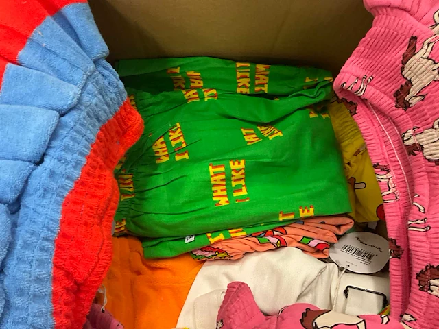 Partij kinderkleding - afbeelding 6 van  8