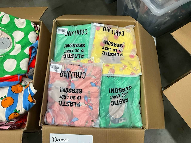 Partij kinderkleding - afbeelding 5 van  8