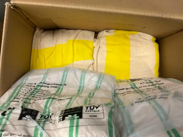 Partij kinderkleding - afbeelding 6 van  8