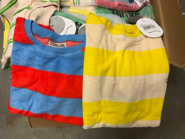 Partij kinderkleding - afbeelding 2 van  6