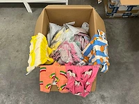 Partij kinderkleding