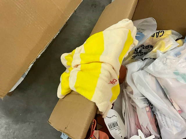 Partij kinderkleding - afbeelding 5 van  7