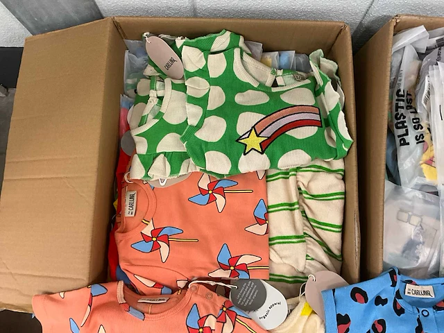 Partij kinderkleding - afbeelding 4 van  10
