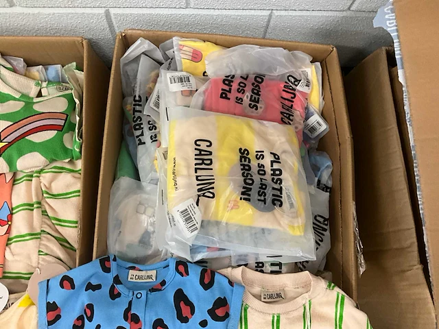 Partij kinderkleding - afbeelding 5 van  10