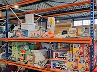 Partij kinderspeelgoed - afbeelding 1 van  26