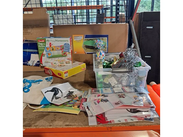 Partij kinderspeelgoed - afbeelding 12 van  26