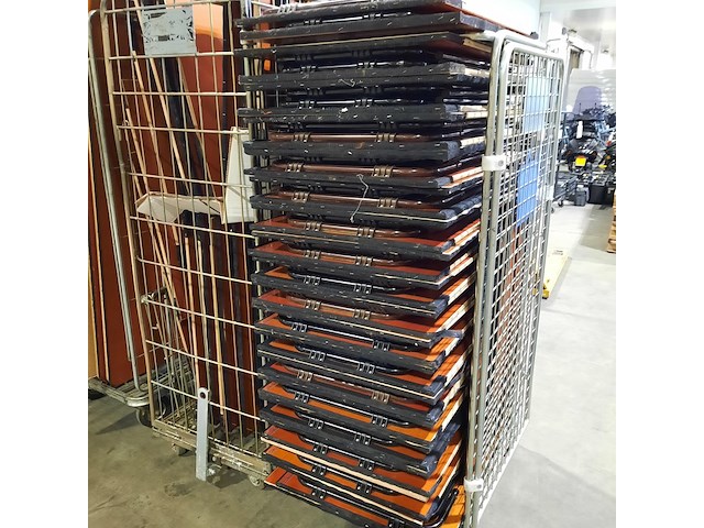 Partij klaptafels - afbeelding 9 van  17