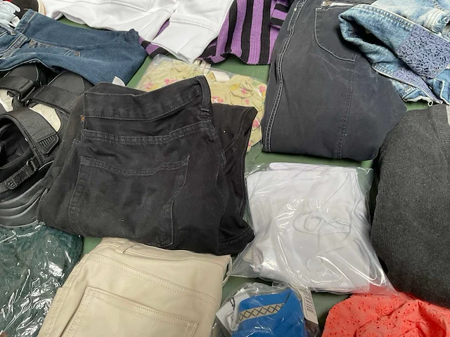 Partij kleding (110x) - afbeelding 5 van  19
