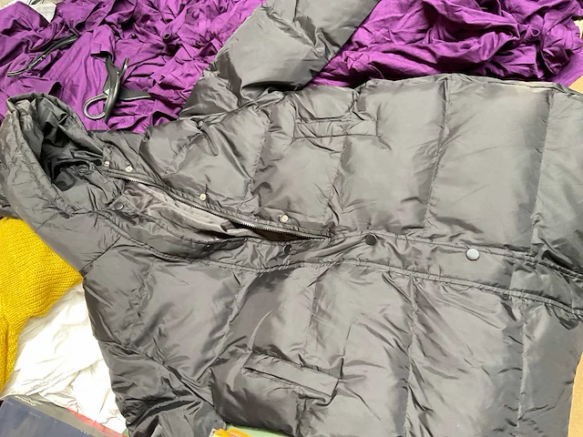 Partij kleding (120x) - afbeelding 10 van  21