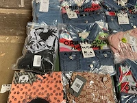 Partij kleding (120x) - afbeelding 17 van  21