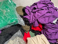 Partij kleding (145x) - afbeelding 13 van  20