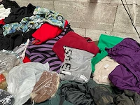 Partij kleding (150x) - afbeelding 9 van  19