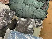 Partij kleding (150x) - afbeelding 19 van  19
