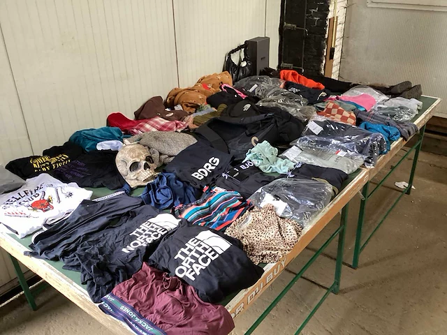 Partij kleding (50x) - afbeelding 9 van  17