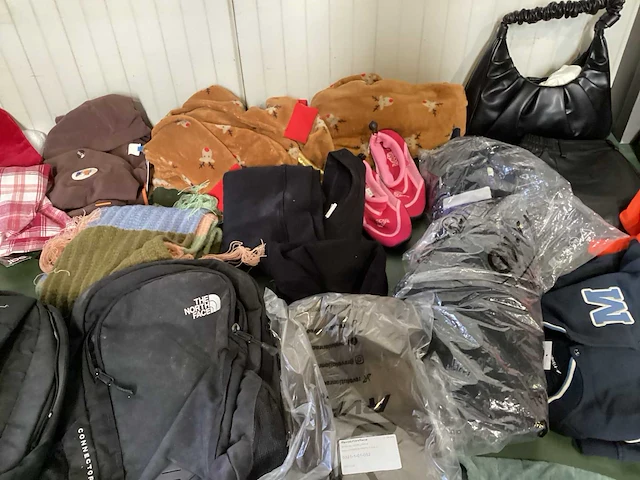 Partij kleding (50x) - afbeelding 17 van  17