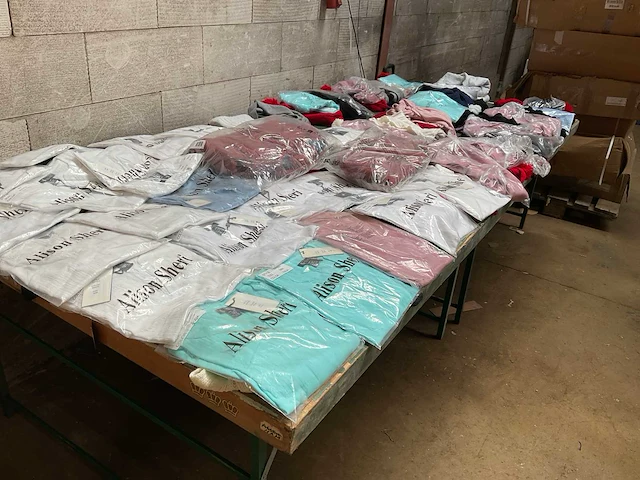 Partij kleding (80x) - afbeelding 10 van  17