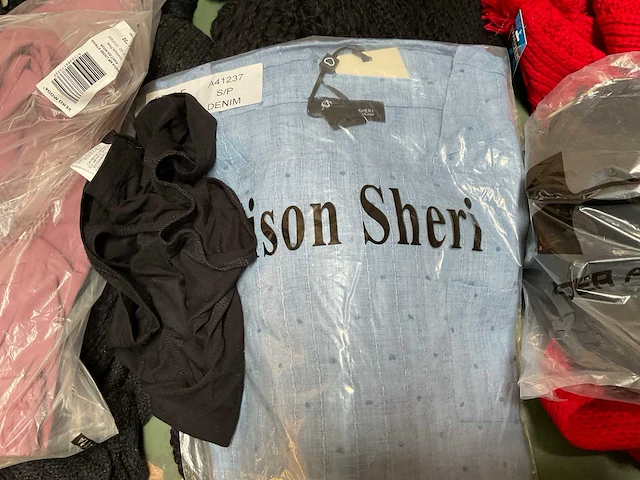 Partij kleding (80x) - afbeelding 14 van  17