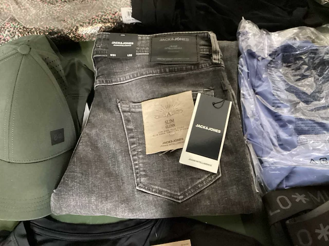Partij kleding (ca. 100 st.) - afbeelding 20 van  23