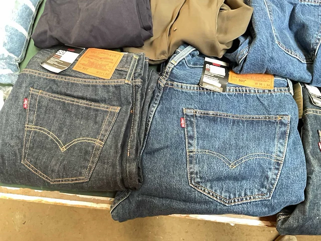 Partij kleding (ca. 1000 st.) - afbeelding 20 van  22