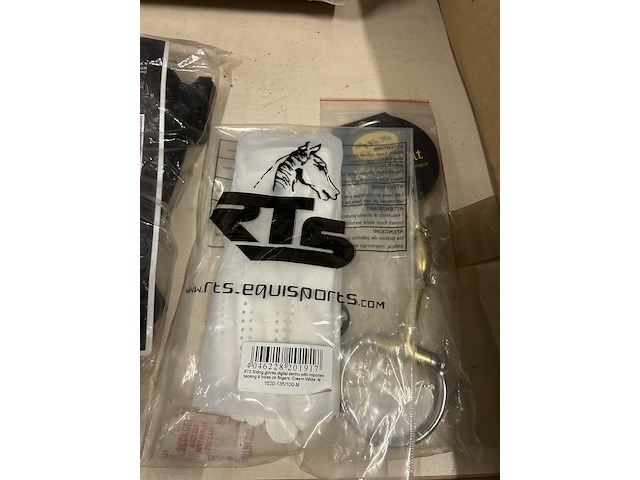 Partij kleding en accessoires voor paardensport ca. 25x rider pro, rts - afbeelding 3 van  11