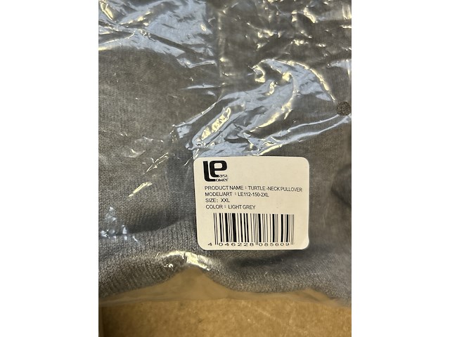 Partij kleding, lower east, berydale - afbeelding 6 van  7