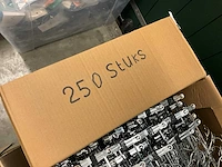 Partij kledinghangers - afbeelding 7 van  7
