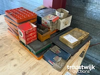 Partij klepstelplaatjes - afbeelding 1 van  4