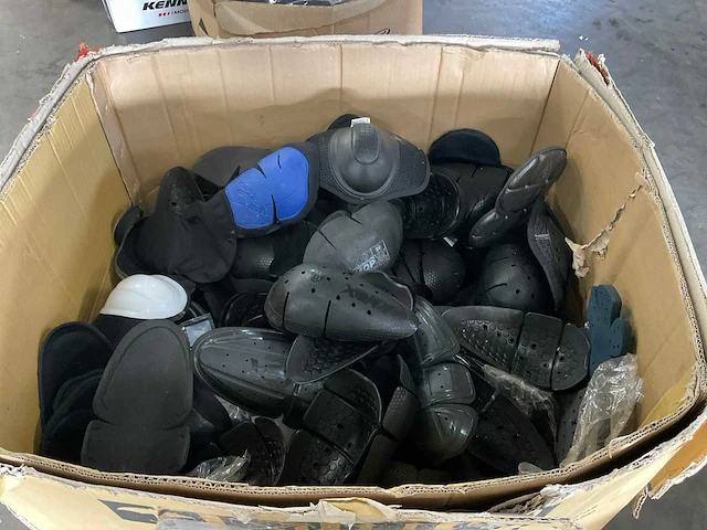 Partij kniebescherming voor motor kleding knox, mqp, uvex - afbeelding 1 van  4