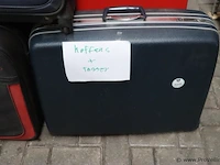 Partij koffers & tassen, diverse soorten en maten - afbeelding 3 van  5