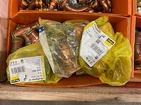 Partij koperen persfittingen - afbeelding 7 van  15