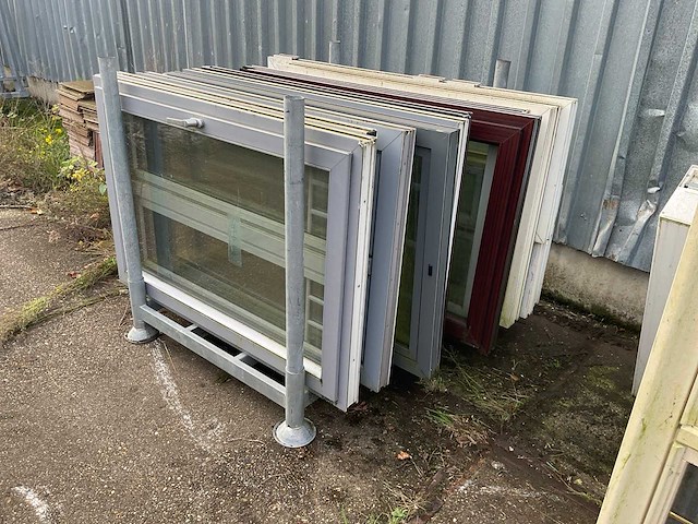 Partij kozijnen - afbeelding 2 van  5