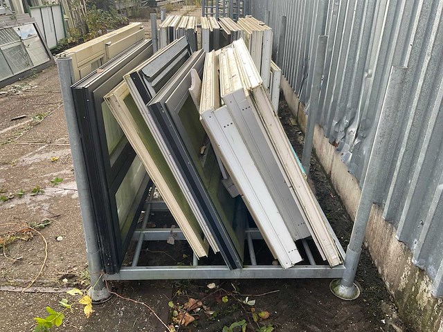 Partij kozijnen - afbeelding 3 van  6