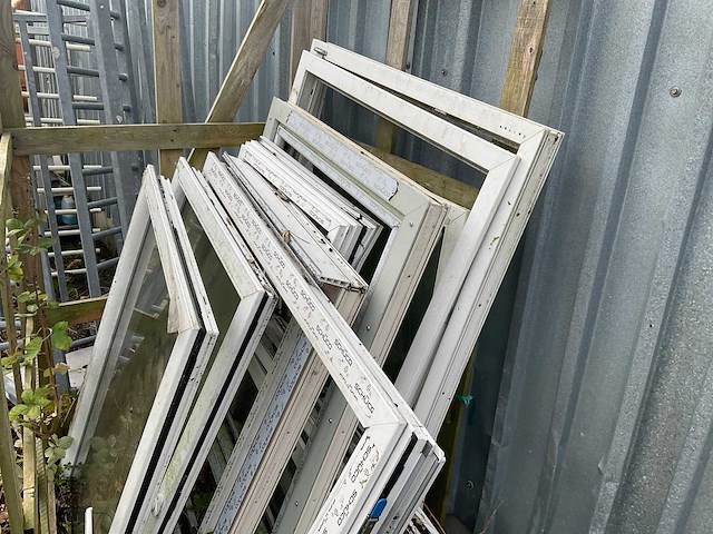 Partij kozijnen - afbeelding 3 van  5