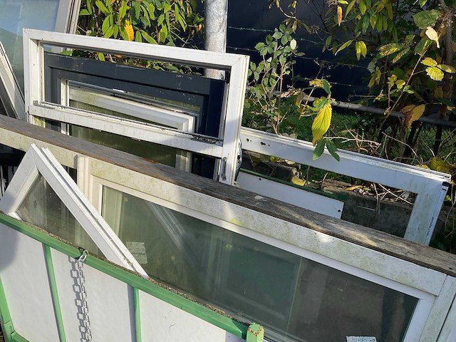 Partij kozijnen - afbeelding 3 van  4