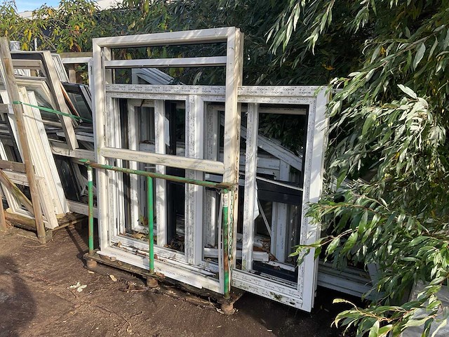 Partij kozijnen - afbeelding 2 van  4