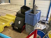Partij kratten en deksels - afbeelding 1 van  3