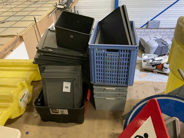 Partij kratten en deksels - afbeelding 2 van  3