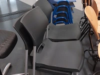 Partij krukken en stoelen - afbeelding 5 van  5