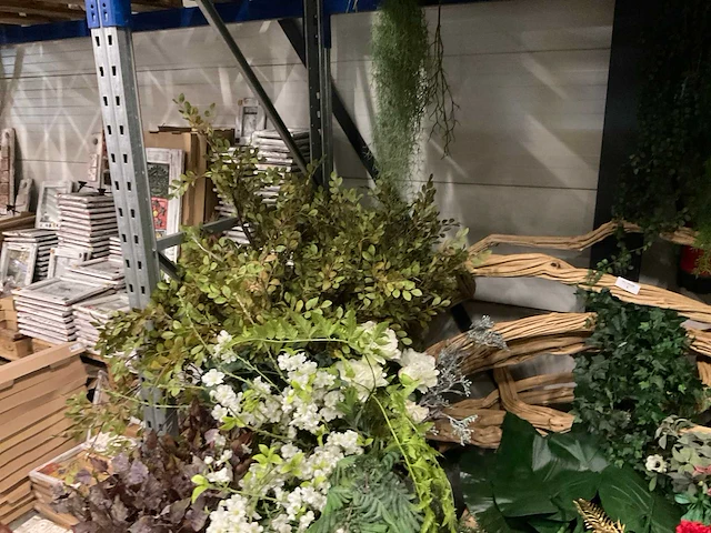 Partij kunstbloemen met diverse vazen (435x) - afbeelding 5 van  7