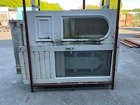 Partij kunstof deuren en kozijnen - afbeelding 7 van  18