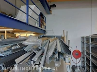 Partij kunststof en mdf profielen - afbeelding 15 van  21