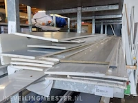 Partij kunststof en mdf profielen - afbeelding 17 van  21