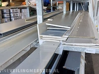 Partij kunststof en mdf profielen - afbeelding 18 van  21