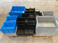 Partij kunststof magazijnbakken - afbeelding 2 van  3