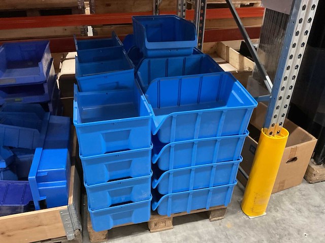 Partij kunststof magazijnbakken - afbeelding 5 van  5