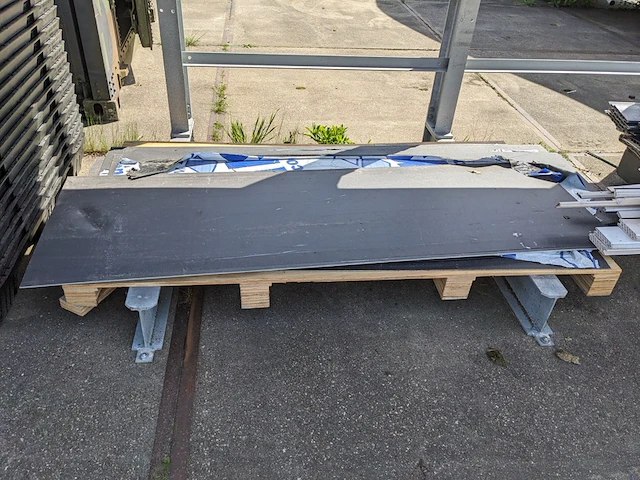 Partij kunststof materialen - afbeelding 4 van  12