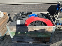 Partij kunststof onderdelen - afbeelding 1 van  4